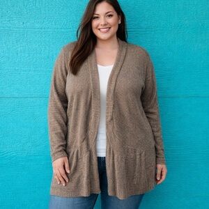 NEW LIGHTWEIGHT SOFT KNIT LIGHT BROWN AND SILVER METALLIC YARN CARDIGAN SIZE 2X